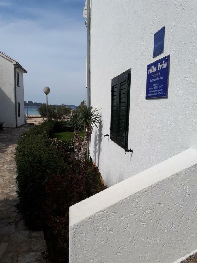 Villa Iris 希贝尼克 外观 照片